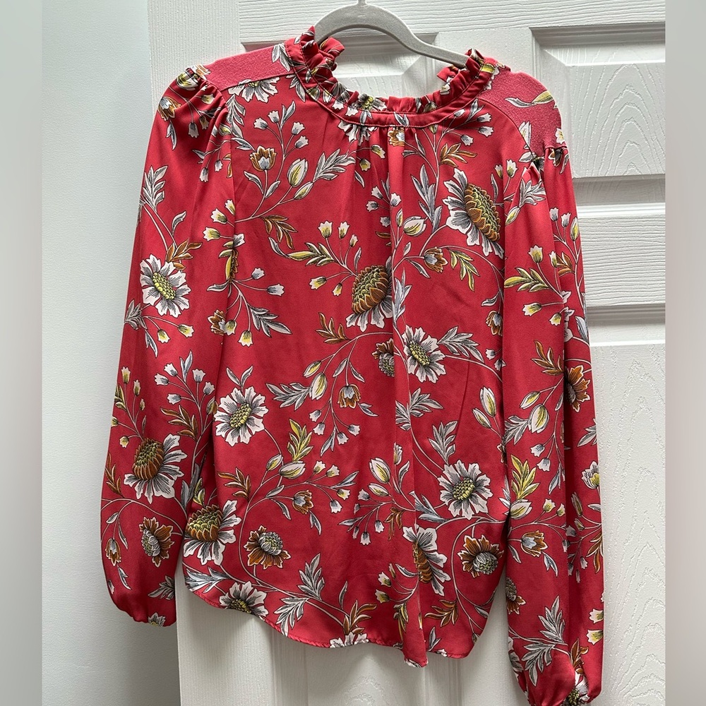 Like new Loft blouse